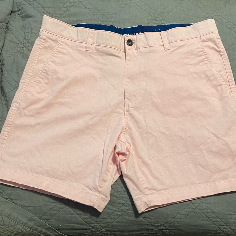 Crown and Ivey men’s shorts